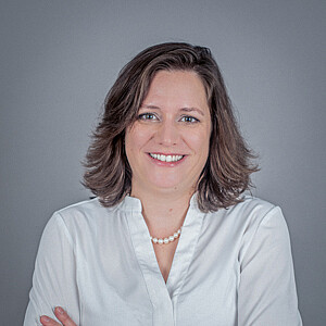 Ich bin Ansprechperson für unsere Facility-Dienstleister*innen und Hausverwaltungen. Als Asset-Managerin kümmere ich mich um unsere Immobilien.  