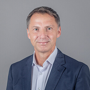 Mein Team unterstützt Unternehmen aller Größen aus den Bereichen Nahversorgung, Produktion sowie Handwerk/Gewerbe bei der Umsetzung von Investitionsvorhaben in Wien.